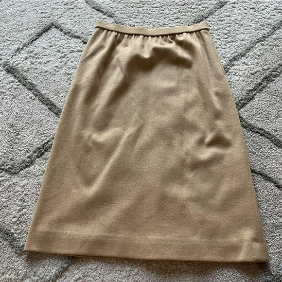 Vintage Bleyle Skirt midi long virgin Wool tan pull on Stretch Waist 14 - Picture 1 of 8